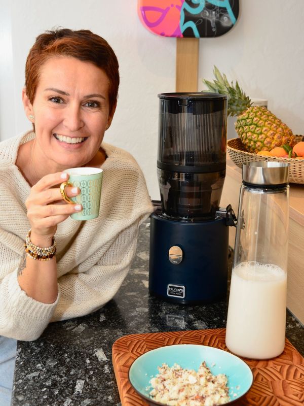 HUROM Slow Juicer H330P exclusif (2)